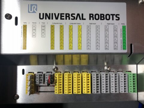 【売却済み　Sold out】【中古】ユニバーサルロボット／UR-3 CB3／2017年　100V仕様の写真04