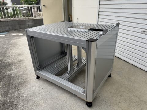 【中古架台】協働ロボット専用架台の写真04
