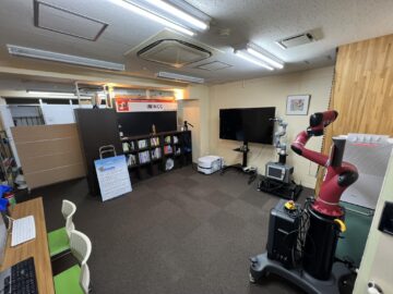 協働ロボット専門店ロボイチのロボイチラボ室内全景